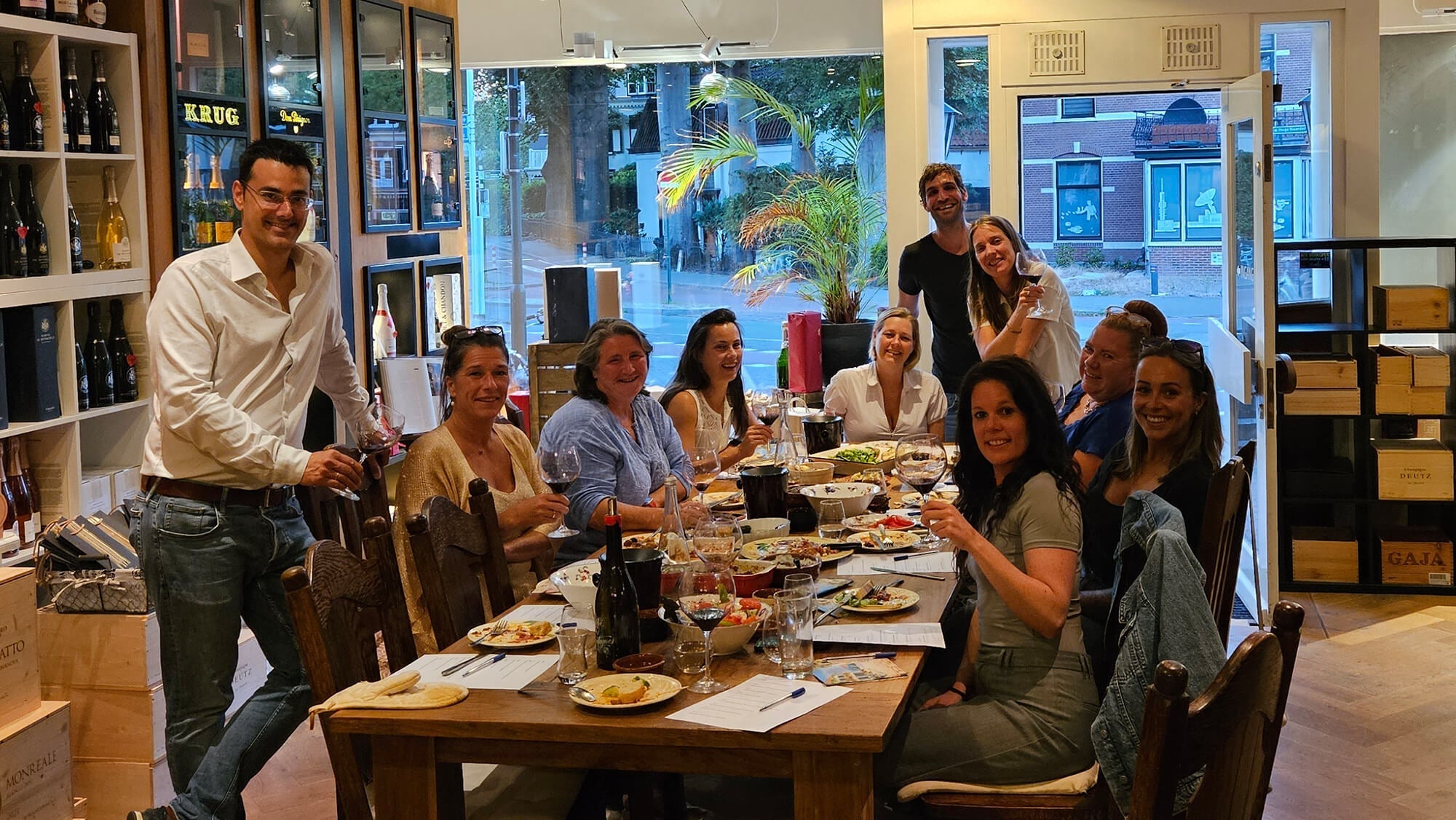 9 Juli 2025 - Griekse wijnproeverij @Onze Wijnen Hilversum