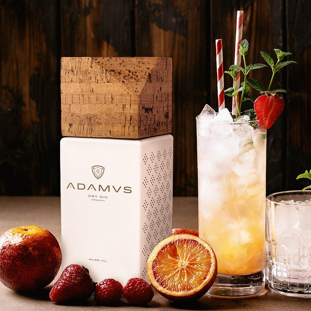 Adamus Portugese Gin - Luxe cadeauset met 2 glazen - 700ml