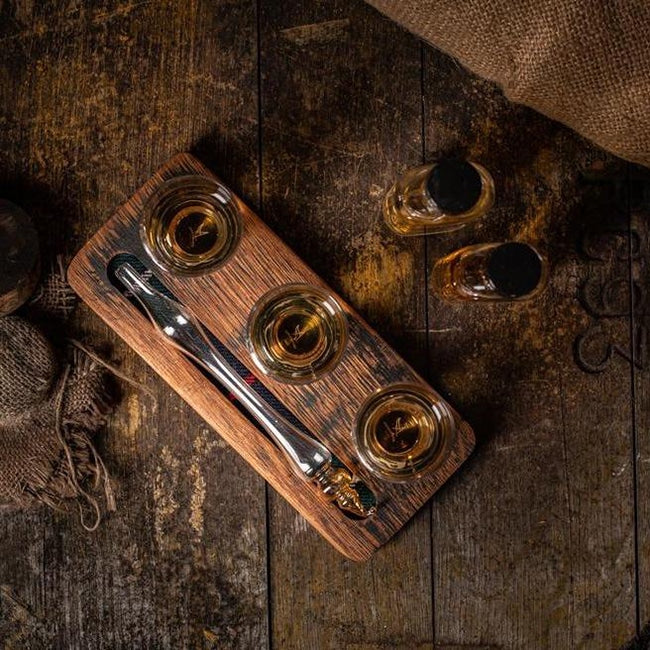 Whiskey Proeverij set - Glazen Pipet en 3 glazen op Hout - Handgemaakt