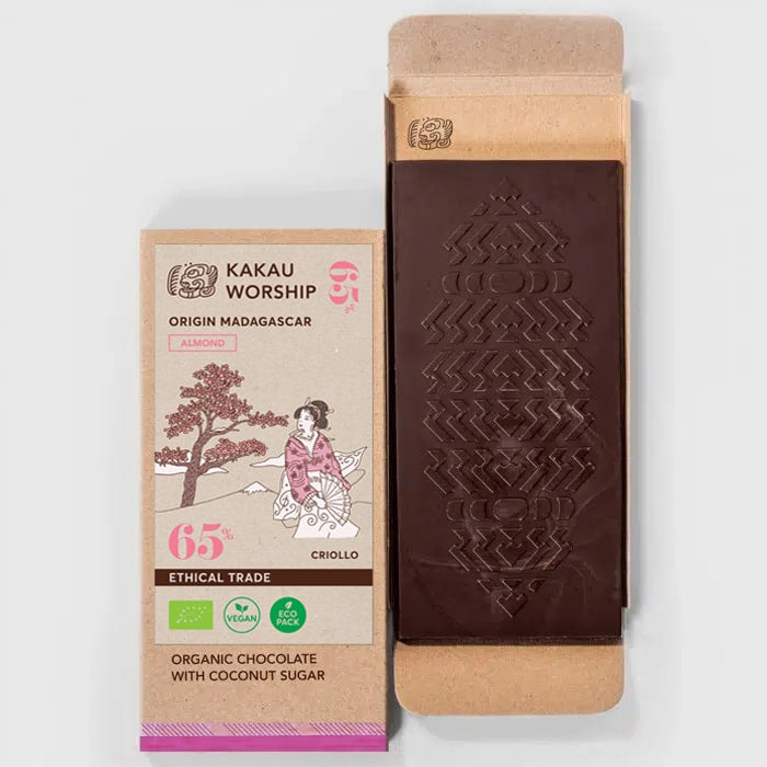 Pure chocolade met amandelen - Madagascar 65% - Kakau Worship - Vegan - 75g