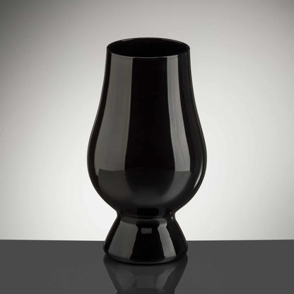 Zwarte whiskey glas Glencairn